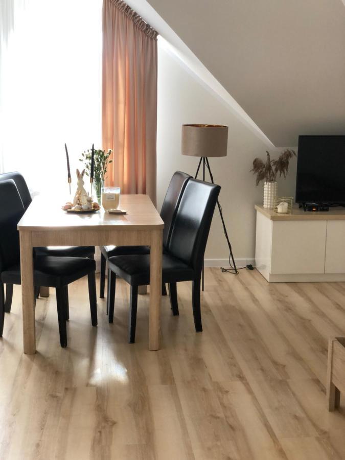 Pokoje Agroturystyczne U Hani Ostrzyce Exteriör bild